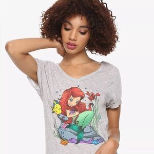 NWOT DISNEY LITTLE MERMAID JUNIOR TEE HOT TOPIC
